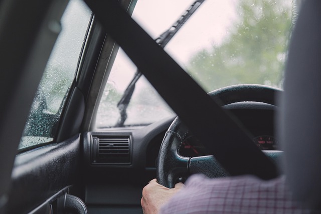 Chauffeur VTC à l’hôtel Palace : Services de conciergerie et prix fixés à l’avance pour Roissy, CDG, Orly et le Bourget